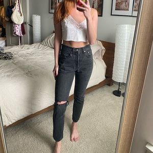 BLACK LEVIS JEANS